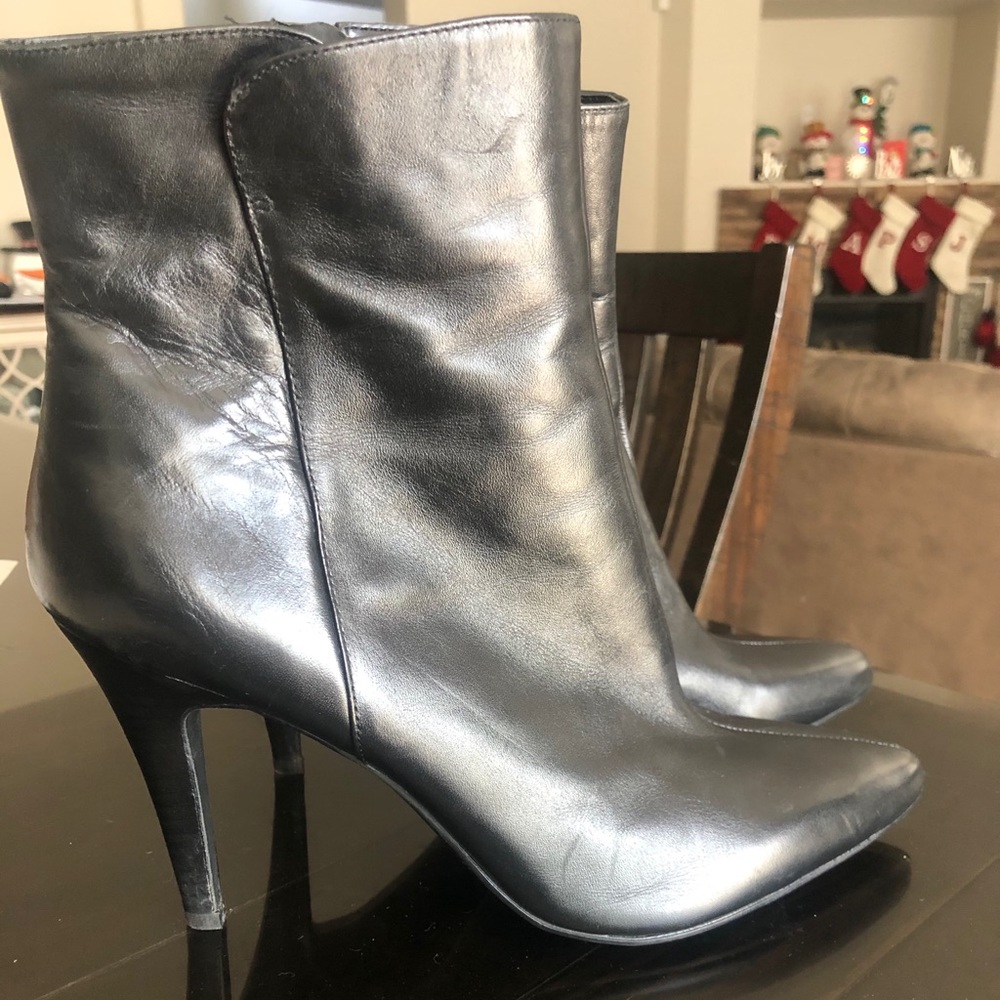 Nine West Gettyo Booties